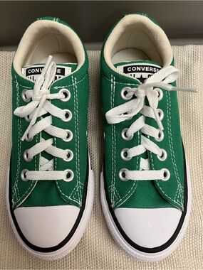 Converse Kids Low Top Canvas Sneakers - Green with White Accents Size Youth 12